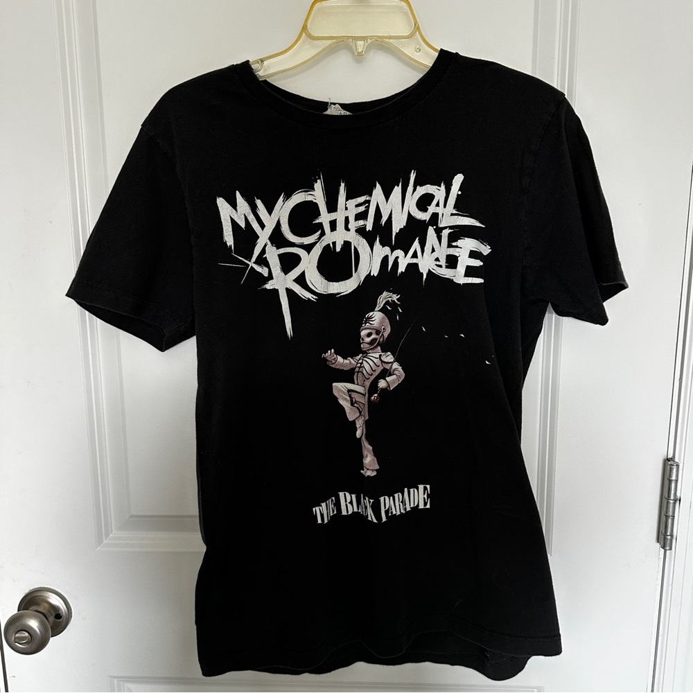 Pacifica Black Graphic T-Shirt
